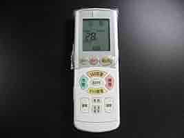 【新品】ダイキン　エアコン用リモコン【ARC444A42(ROHS)】 Amazon.co.jp: ダイキン エアコンリモコン ARC472A42 : ホーム